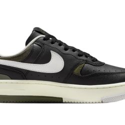 Nike Gamma Force Women's Sneakers